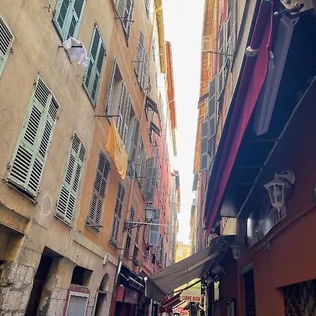 Triplex Toit-terrasse Authentique Vieux-nice & アパート *