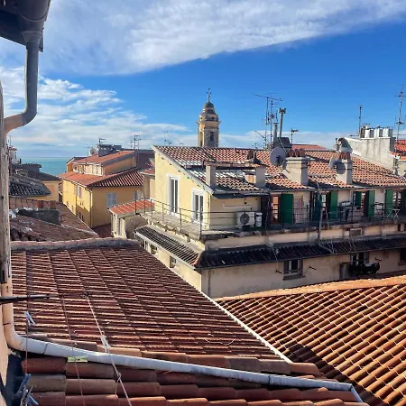 Апартаменты Triplex Toit-terrasse Authentique Vieux-nice & *